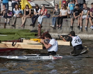 13-150-prague-riverside-cross-2014