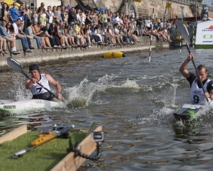 13-152-prague-riverside-cross-2014